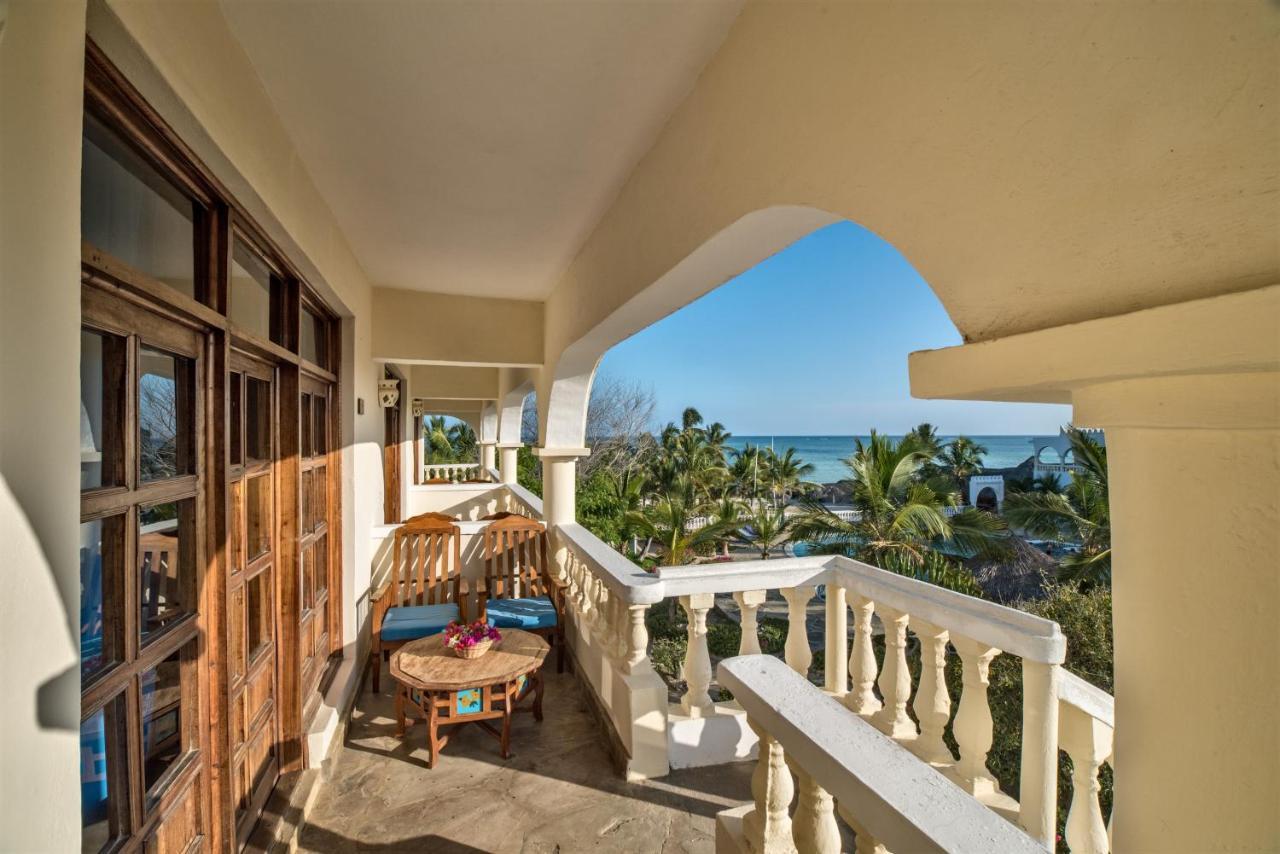 Jumbo Club Watamu Hotel Kültér fotó